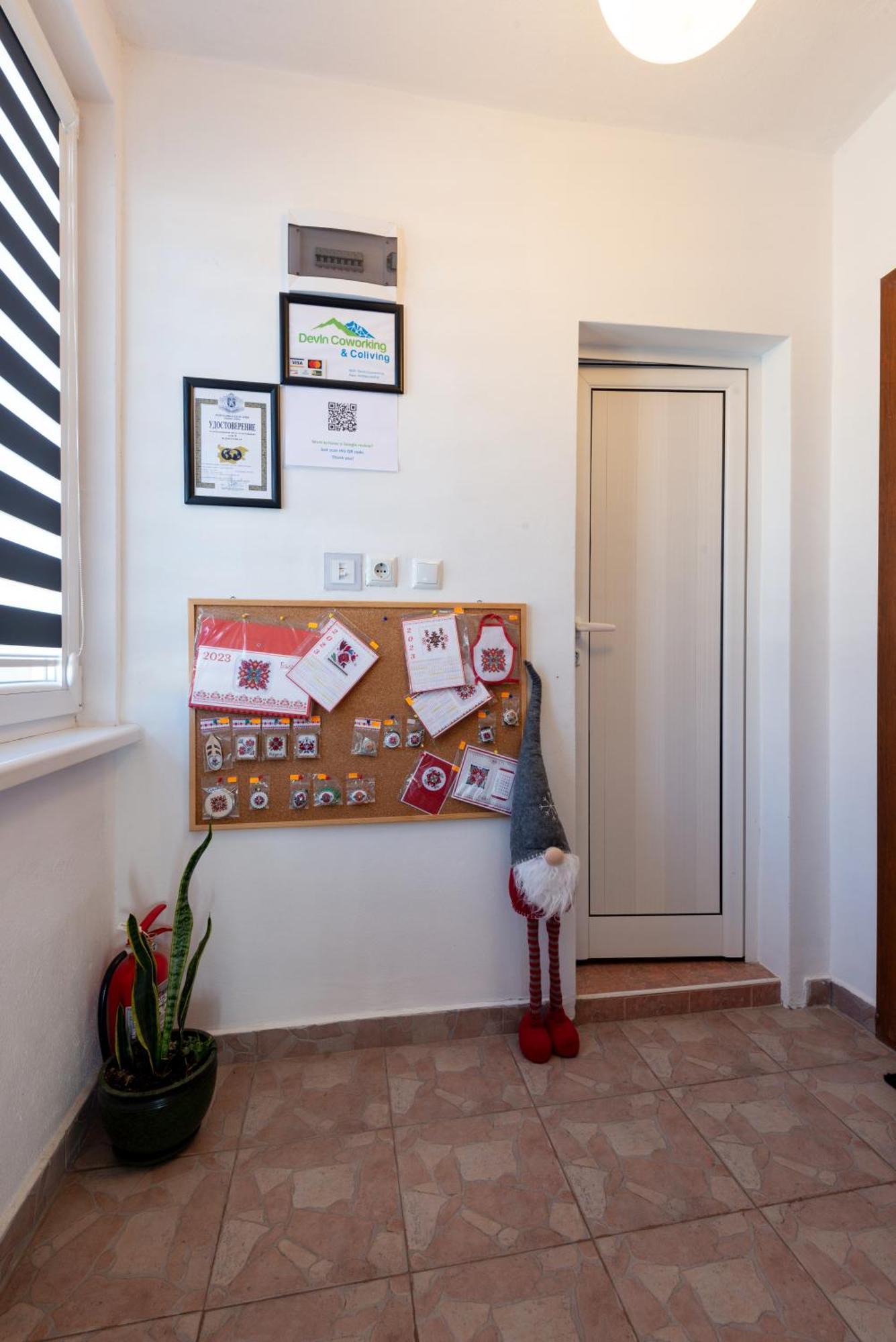 Devin Coworking & Coliving Appartement Buitenkant foto
