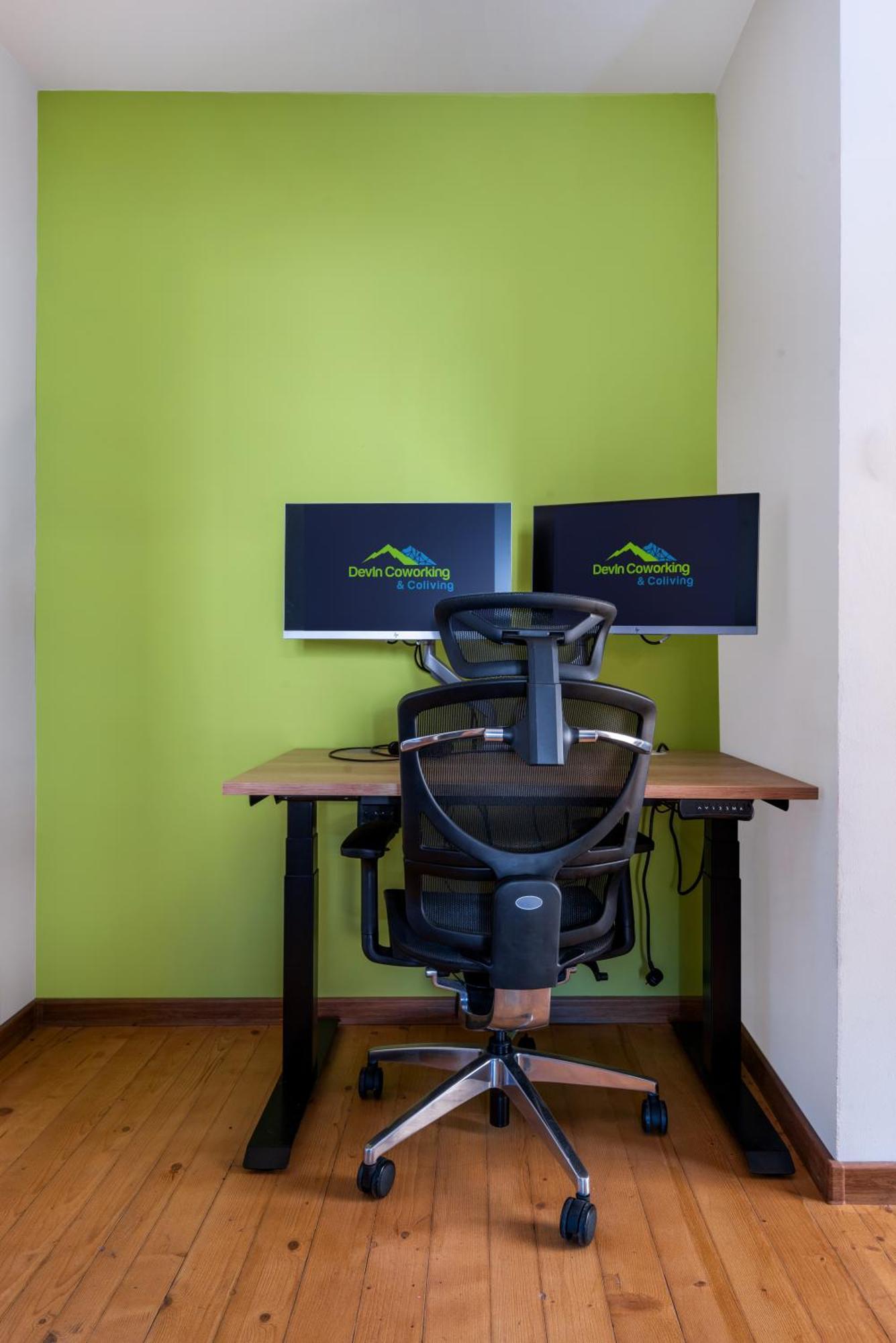Devin Coworking & Coliving Appartement Buitenkant foto